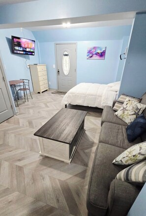 1 bedroom, iron/ironing board, WiFi, bed sheets