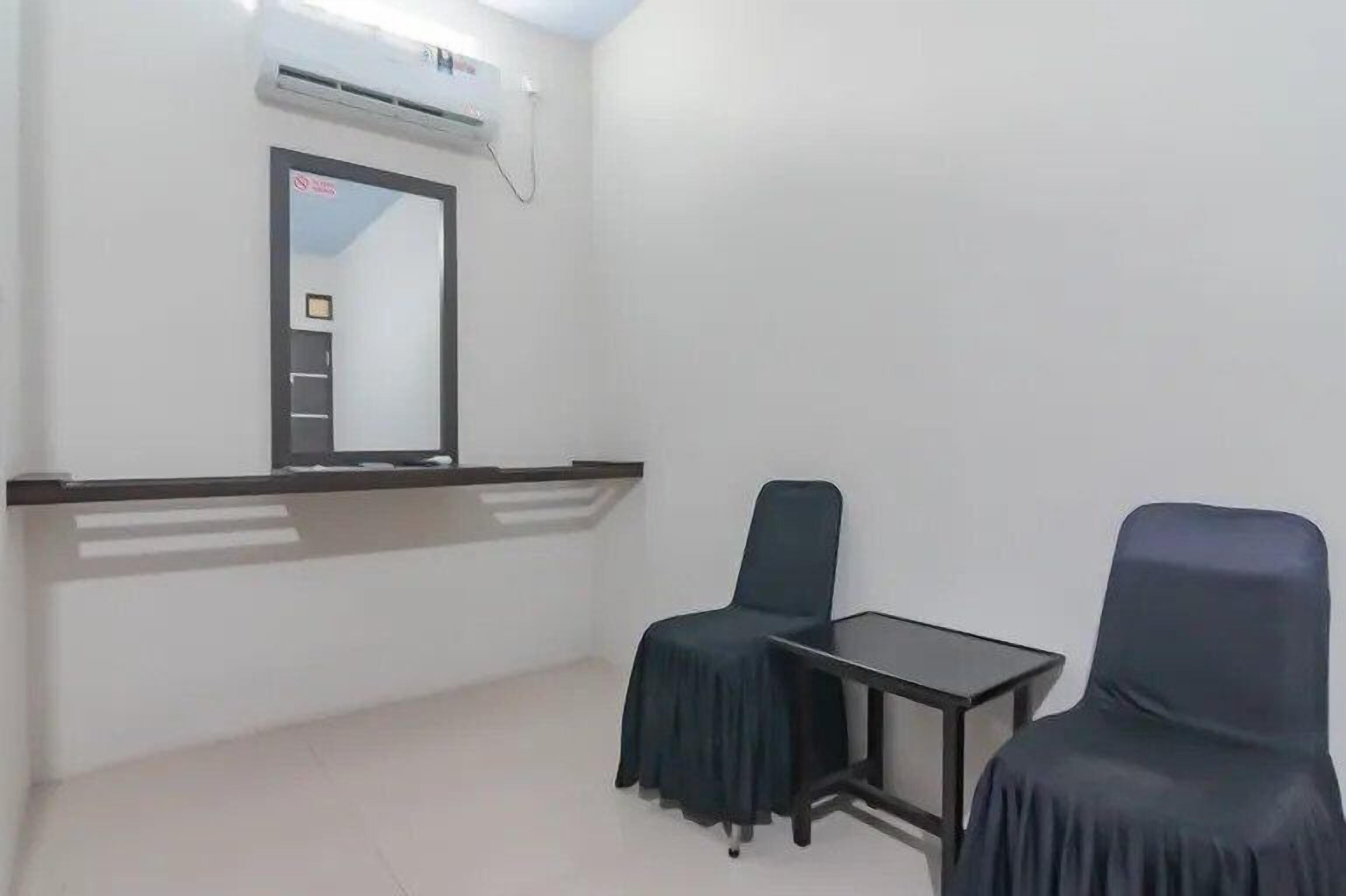 Quầy tiếp tân