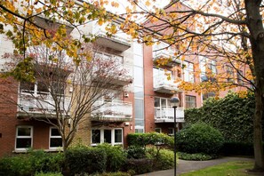 Apartment - Windmill Lane 002 (Dublin)