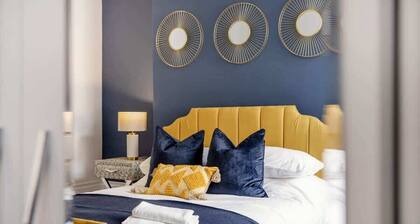 Spacious Home for Groups & Contractors, Free WiFi