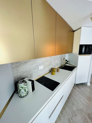 Private kitchen - Premium Aparthotel La Mirada - Mamaia Nord (Mamaia-Sat)