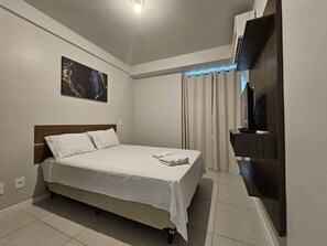 Apartment | 1 bedroom, free WiFi, bed sheets - Lindo AP Praia do Forte - Porto Azul 106 (Cabo Frio)
