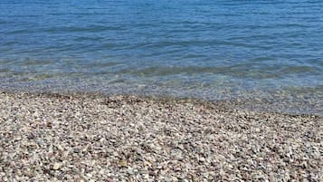 Beach nearby, beach shuttle, sun loungers, beach umbrellas