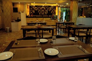 Restaurant - Hotel Black Diamond (Kathmandu)