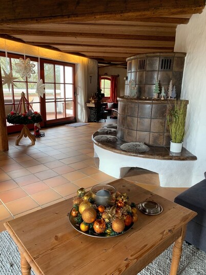 Altmuehl family villa