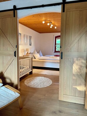 Interior - Altmuehl family villa (treuchtlingen)