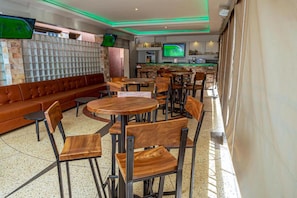 Bar (on property) - Diamonds Lounge (Matugga)