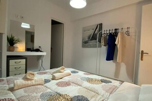 Departamento, para fumadores | 2 habitaciones y escritorio