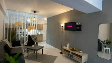 Apartment, Smoking