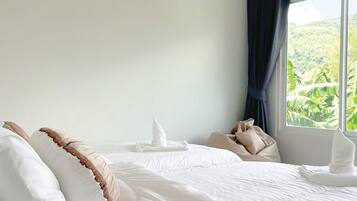 Twin Room with Mountain view | Bed sheets