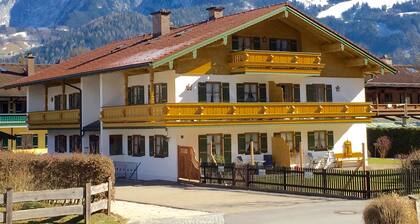 Gemütlich eingerichtete Ferienwohnung Watzmann in Schönau am Königssee