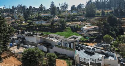 The 643 Holiday Homes