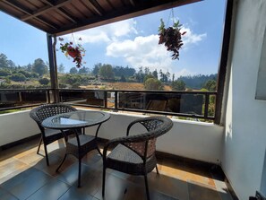 Premier Room | Balcony - The 643 Holiday Homes  (Ootacamund)