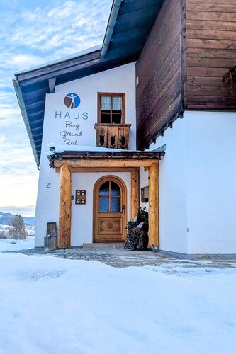 Doppelzimmer Watzmannhaus mit Urigem Hüttenflair