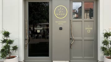Fachada de la propiedad