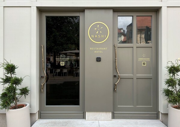 Front of property - NASHI Rooms (Erfurt)