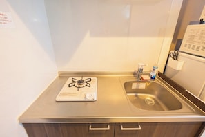 Standard Double Room | Private kitchen