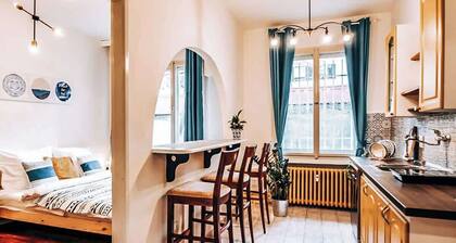 TurnKey | City Mall Studio