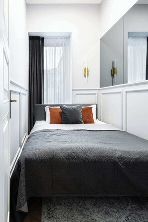 2 bedrooms, iron/ironing board, travel crib, WiFi - TurnKey | Premium Apartment (Praha 1)