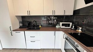 Basic Apartment, Multiple Beds | Private kitchen - Cosy 2BD Flat in the City Centre - Temple Bar (Dublin)