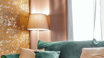 Fernseher, Arbeitsbereiche