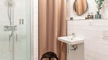 Een douche, een haardroger
