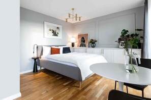 1 Schlafzimmer, Bügeleisen/Bügelbrett, Reisekinderbett, WLAN