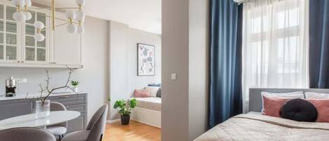 1 bedroom, iron/ironing board, travel cot, WiFi