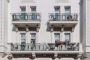 Exterior - TurnKey | Letna Park  Apartment IV – Cozy Terrace (Praha 7)