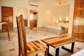 Quarto superluxo | 1 quarto, Wi-Fi de cortesia