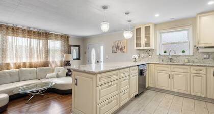 Lansdale: Work, Rest, Explore