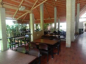 Restaurant - iROOMZ Nijaguna Resort (Chamarajanagara)