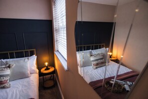3 chambres, fer et planche Ă repasser, Wi-Fi, draps fournis