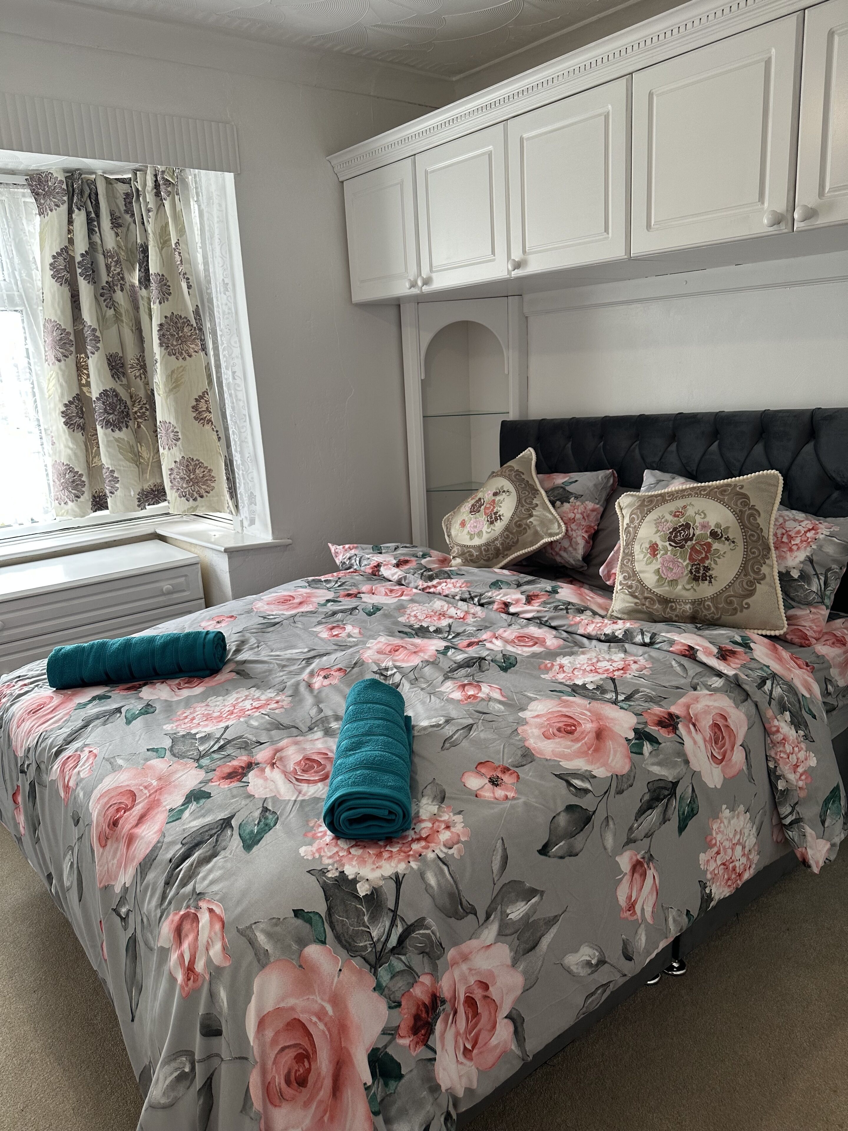 Executive Double Room, 1 King Bed | Blackout drapes, iron/ironing board, free WiFi, bed sheets