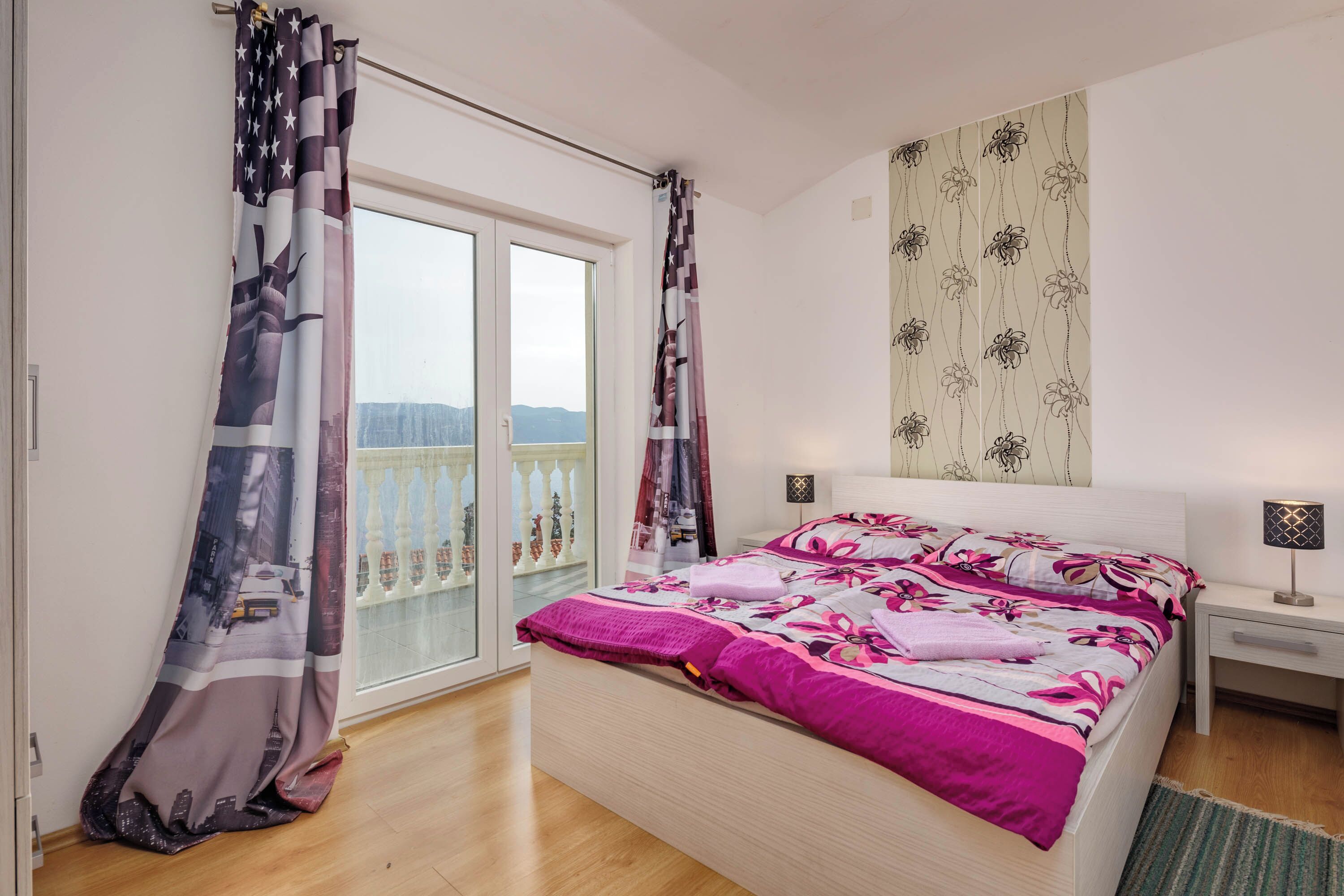 Family Apartment, Multiple Bedrooms (Seaview House Helena - Apartment 1) | 1 bedroom, free WiFi, bed sheets