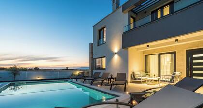 Brand new Luxury Villa Antea, With Private Wellness and Heated Pool