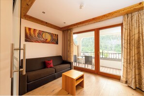 Suite – deluxe | Barnesenger, wi-fi (inkludert) og sengetøy