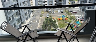 Premium modern space in Santiago- 5 Min Away from airport