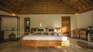 1 bedroom, in-room safe, free WiFi, bed sheets