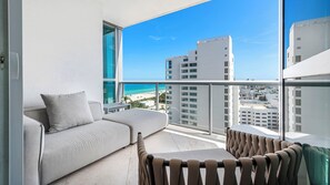 Property grounds - Oceanview Private Condo at The Setai -2102 (Miami Beach)
