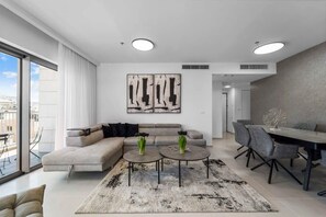 TV, offices