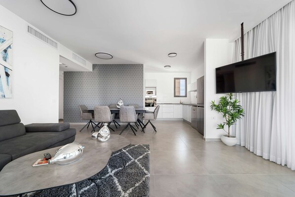 Fernseher, Arbeitsbereiche