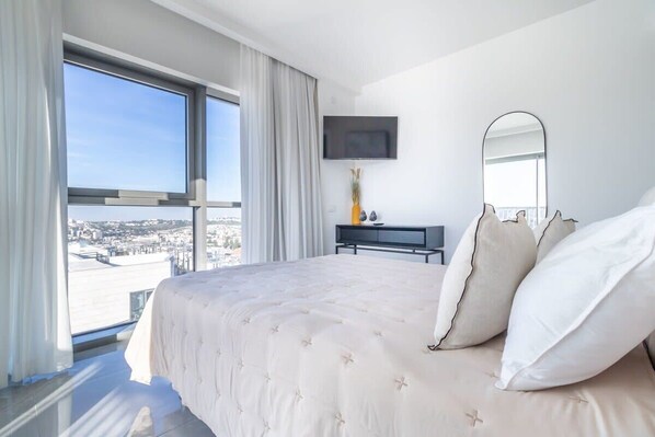 2 chambres, fer et planche à repasser, lit parapluie, Wi-Fi