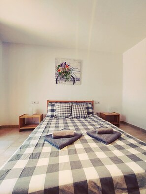 3 bedrooms, in-room safe, iron/ironing board, free WiFi - Casa Bella Vista - pool - WiFi - Table tennis  (Antigua)
