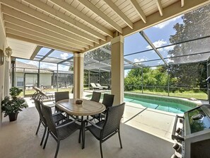 Casa, 4 habitaciones | Restaurante al aire libre