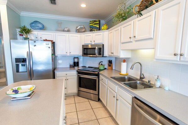 Fridge, microwave, oven, dishwasher