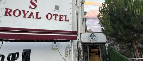 Fachada de la propiedad