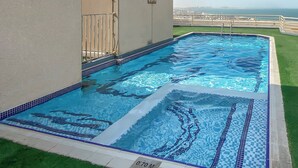 Pool - Studio in the heart of Dubai Marina (Dubai)