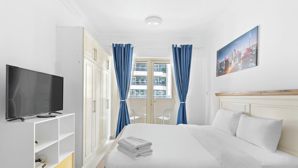Apartment - Studio in the heart of Dubai Marina (Dubai)