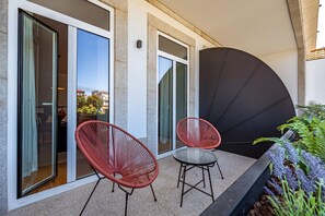 Studio - Nomad s Lux - 1bdr Almada Cool (Porto)